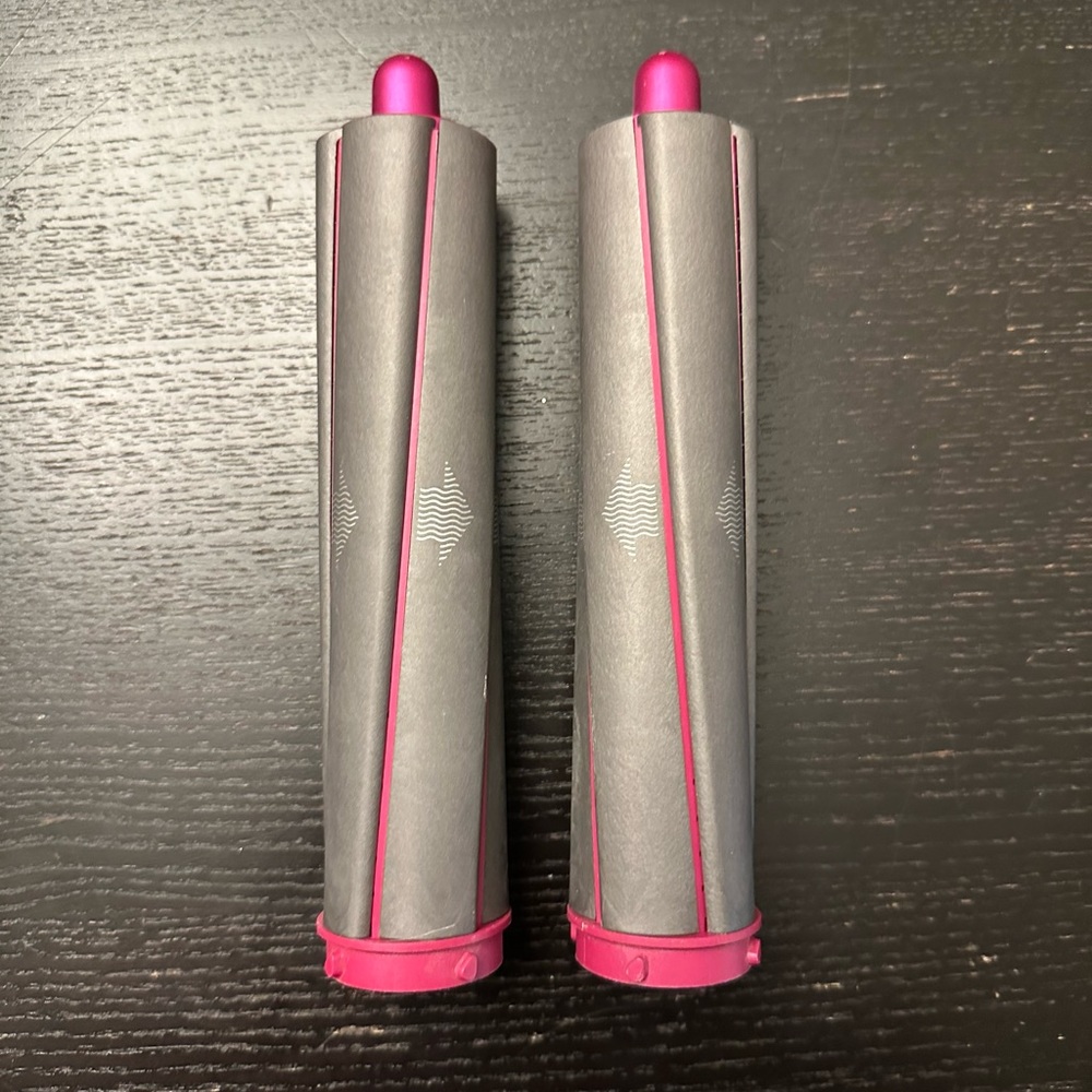 1.6 inch Airwrap™ long barrels

Dia 1.6" x H 7.31”